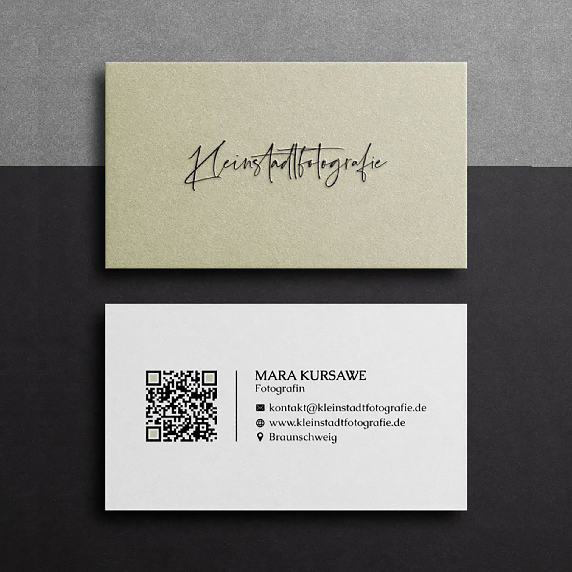 professional business card with qr code